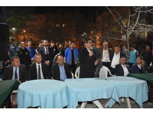 Manisaspor taraftarlarından Başkan Çelik’e sevgi gösterisi