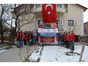 Gençlik Kervanı köy yollarında