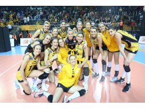 VakıfBank, çeyrek finalin ilk maçında Rusya’da