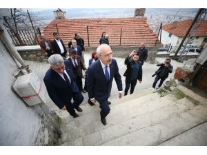 CHP Genel Başkanı Kılıçdaroğlu'ndan şehit ailesine ziyaret