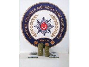 Belinde uyuşturucu taşırken yakalandı