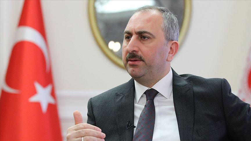 Abdulhamit Gül: FETÖ yargıdan temizlendi