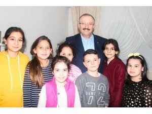AK Partili Yılmaz: ’Cumhuriyet tarihinin en büyük eğitim atağını yapacağız’