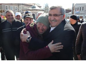 Murat Aydın’ın balıkçıda yaptığı espri vatandaşları kahkahaya boğdu