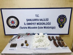 Eylem hazırlığındaki teröristler el bombaları ve mühimmatlarla yakalandı
