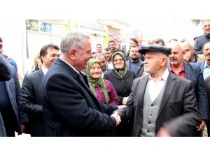 Ümit Bahtiyar atlı konvoyla karşılandı