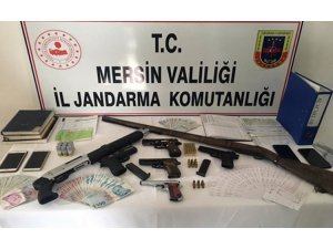 Mersin ve Antalya’da tefecilik operasyonu: 7 gözaltı