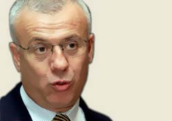 Ertuğrul Özkök'ten Başbakan'a şok sözler!