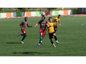 Dikili ve Foça Belediyespor maçına küfürler damga vurdu
