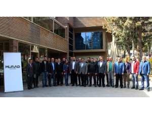 Başkan Fındıkoğlu, iş adamları ile bir araya geldi