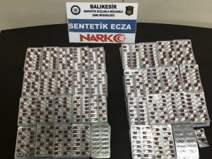 Balıkesir’de uyuşturucu taciri 2 kişi tutuklandı