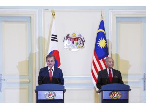 Güney Kore Devlet Başkanı Moon Malezya'da