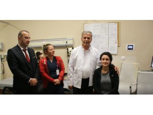 Dr. Mehmet Nil Hıdır meslektaşlarını unutmadı,14 Mart Tıp Bayramını kutladı