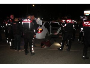 Polisten kaçan sürücü ‘Kimyon’ savurup motorlu timlerden kurtulmak istedi