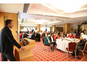 Cumhur İttifakı adayı Zeybekci, KADER üyeleriyle buluştu