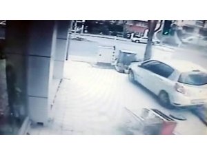 Fren ile gazın yerini karıştırınca ortalık savaş alanına döndü