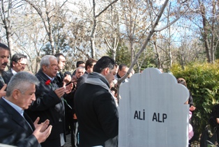 CHP'li Ali Alp anıldı