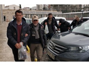Ankesörlü telefon operasyonunda 3 şahıs adliyede