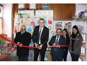 Yunak’ta "Askıda Kitap" Projesi