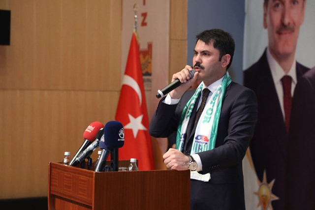 Bakan Kurum İstanbul'da Konyalılarla buluştu