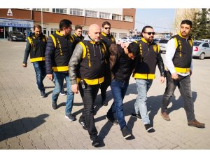 İki gurbetçiyi FETÖ/PDY bahanesiyle dolandıran 3 kardeş tutuklandı
