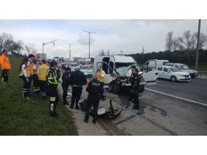 TEM’de otoyolu Hadımköy gişelerde kaza: 1 ölü, 2 yaralı