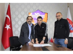 Karabükspor’da yeni teknik direktör İlhan Özer