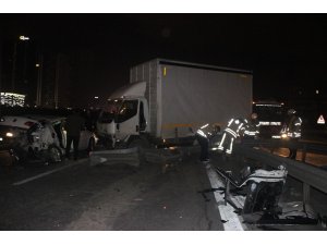 Basın ekspres yolunda trafik kazası... 3 yaralı