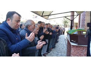 Göçük altında kalan işçi son yolculuğuna uğurlandı