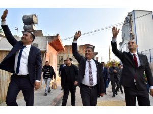Tuna: "Mersin, 24 saat yaşayan bir şehir olacak"