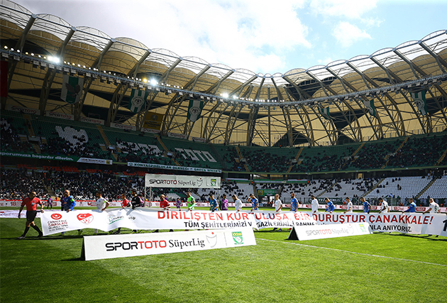 Konyaspor kendi evinde Rizespor'a 2-0 kaybetti