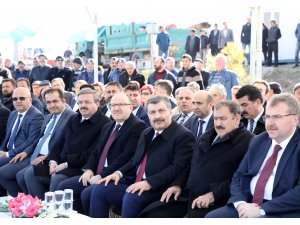 "Şehir hastaneleriyle sağlıkta geldiğimiz düzeyi taçlandırmak istiyoruz"