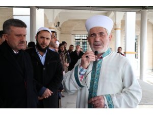Yeni Zelanda'daki iki camiye terör saldırısına tepkiler