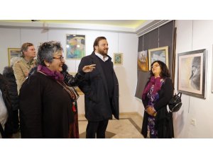 Başkan adayı Yazıcı, Karma Sanatlar Sergi açılışına katıldı