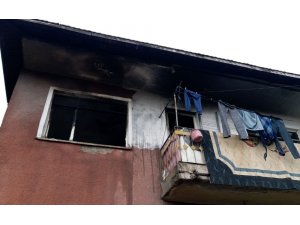 Evlerinde çıkan yangında ailesini kurtardı, kendisi yaralandı