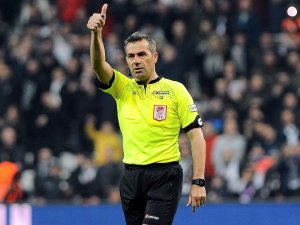 Medipol Başakşehir-Atiker Konyaspor maçını Serkan Çınar yönetecek