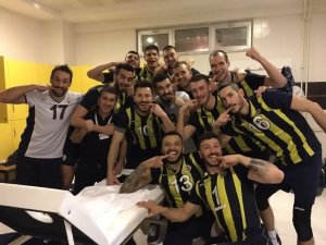 AXA Sigorta Erkekler Kupa Voley: Fenerbahçe: 3 - Galatasaray: 2