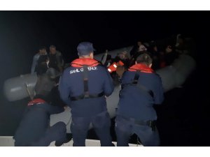 Didim’de 22 düzensiz göçmen yakalandı