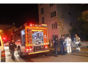 Kartal’da çatı yangını paniğe neden oldu