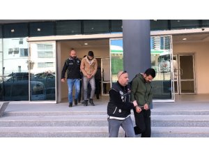 Bursa’da uyuşturucu operasyonu: 5 gözaltı