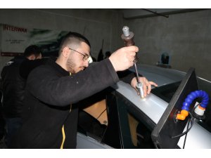 Kastamonu'da kaportacıların bitmeyen "dolu" mesaisi
