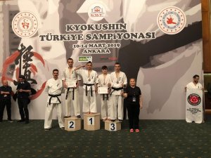 Wushu Kung Fu’da Türkiye şampiyonu oldu