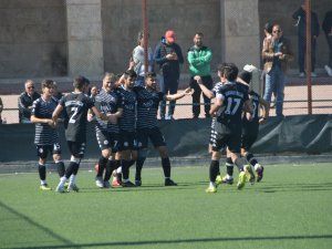 Meram Kara Kartallar’da ligde kalma mutluluğu