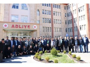 Kızını taciz eden adamı öldüren baba hakim karşısına çıktı