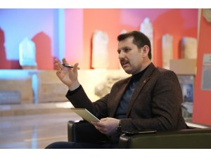 Vali Ayhan gençlerle buluştu