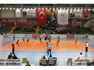 Voleybol 2. Lig Bayanlar Final Müsabakaları Mersin’de başladı