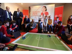Ordulu çocuklar Vodafone ile yarını kodladı