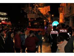 Öğrenci pansiyonunun zemin katındaki yangın paniğe yol açtı