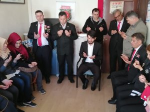 Üniversite öğrencileri gaziler derneğini ziyaret etti