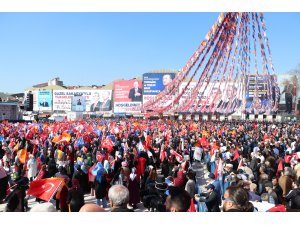 Erdoğan: Türkiye'yle hesabı olan herkes 31 Mart'ı bekliyor